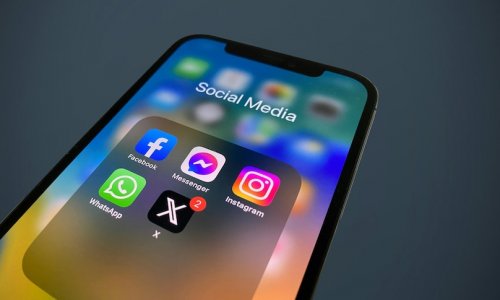 Chính quyền Nam Úc thúc đẩy lệnh cấm sử dụng mạng xã hội đối với trẻ em, mặt khác, một chuyên gia cho rằng các nền tảng cần phải có trách nhiệm hơn