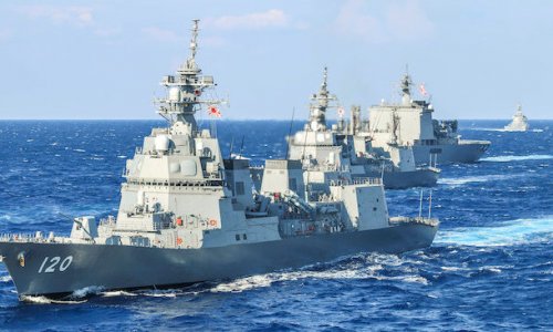 Ám chỉ Trung Quốc ‘nguy hại và cường quyền’, Mỹ-Nhật-Úc thể hiện lập trường cứng rắn về Biển Đông