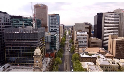 Khu Trung Tâm Thương Mại thành phố Adelaide có rất nhiều văn phòng trống. Tái sử dụng thích ứng có thể giúp giảm bớt áp lực thị trường cho thuê?