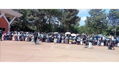 Campuchia trao trả 353 công dân cho Việt Nam